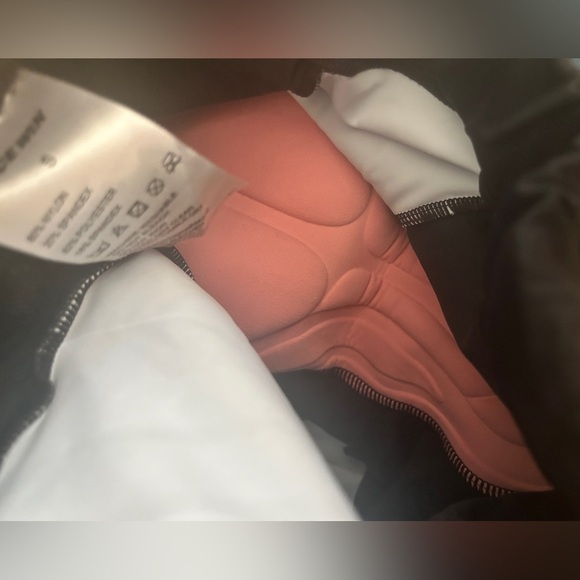 Nicewin Unisex Cycling Pants – Padded Bike Tights Size Small (Like New) - Picture 13 of 13